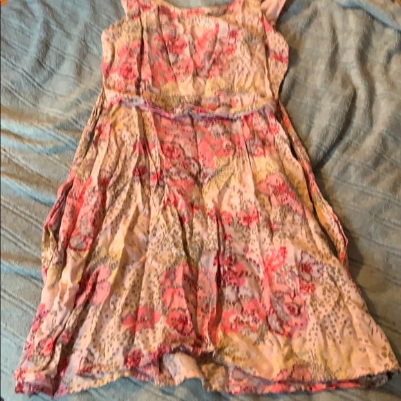 Dress - Picture 2 of 3